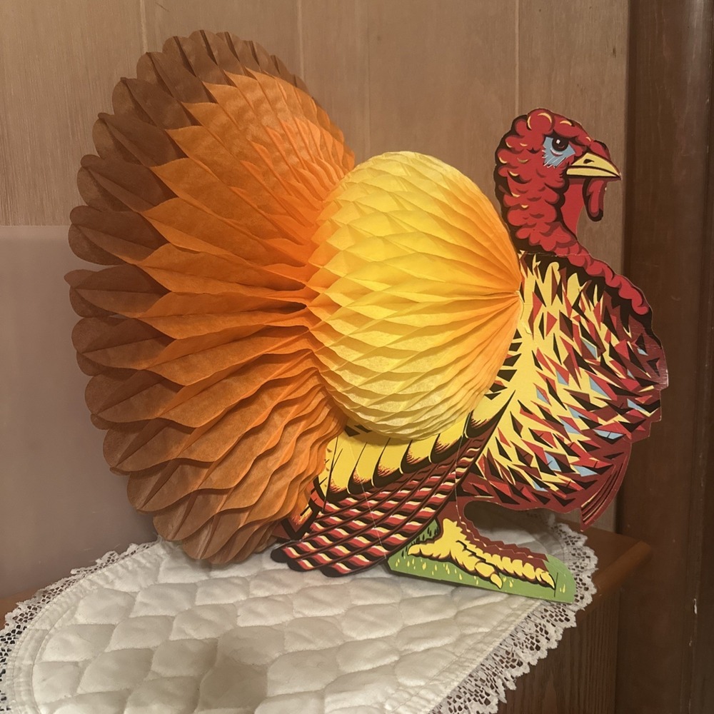 Vintage Set Of Thanksgiving Decoration Honeycomb Die-Cut Turkey 1 Lg 2 Md 4 Sml - Picture 9 of 13